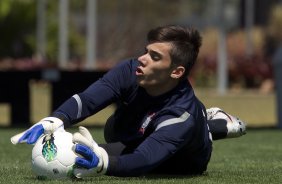 Durante o treino realizado esta manh no CT Joaquim Grava, localizado no Parque Ecolgico do Tiete. O prximo jogo da equipe ser quarta-feira, dia 17/10 contra o Cruzeiro, no estdio Melo, em Varginha/MG, vlido pela 31 rodada do Campeonato Brasileiro de 2012