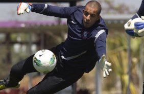 Durante o treino realizado esta manh no CT Joaquim Grava, localizado no Parque Ecolgico do Tiete. O prximo jogo da equipe ser quarta-feira, dia 17/10 contra o Cruzeiro, no estdio Melo, em Varginha/MG, vlido pela 31 rodada do Campeonato Brasileiro de 2012