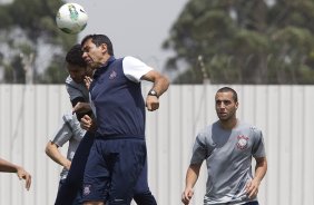 Durante o treino realizado esta manh no CT Joaquim Grava, localizado no Parque Ecolgico do Tiete. O prximo jogo da equipe ser amanh, quarta-feira, dia 17/10 contra o Cruzeiro, no estdio Melo, em Varginha/MG, vlido pela 31 rodada do Campeonato Brasileiro de 2012