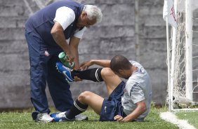 Durante o treino realizado esta manh no CT Joaquim Grava, localizado no Parque Ecolgico do Tiete. O prximo jogo da equipe ser amanh, quarta-feira, dia 17/10 contra o Cruzeiro, no estdio Melo, em Varginha/MG, vlido pela 31 rodada do Campeonato Brasileiro de 2012