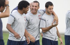 Durante o treino realizado esta tarde no CT Joaquim Grava, localizado no Parque Ecolgico do Tiete. O prximo jogo da equipe ser sbado, dia 27/10 contra o Vasco da Gama, no Pacaembu, vlido pela 33 rodada do Campeonato Brasileiro de 2012