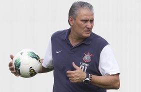 Durante o treino realizado esta tarde no CT Joaquim Grava, localizado no Parque Ecolgico do Tiete. O prximo jogo da equipe ser sbado, dia 27/10 contra o Vasco da Gama, no Pacaembu, vlido pela 33 rodada do Campeonato Brasileiro de 2012