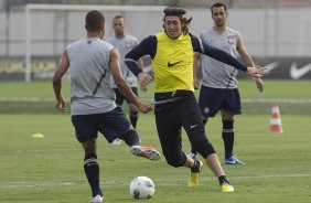 Durante o treino realizado esta tarde no CT Joaquim Grava, localizado no Parque Ecolgico do Tiete. O prximo jogo da equipe ser sbado, dia 10/11, contra o Coritiba, no estdio do Pacaembu, vlido pela 35 rodada do Campeonato Brasileiro de 2012