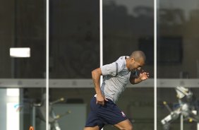Durante o treino realizado esta tarde no CT Joaquim Grava, localizado no Parque Ecológico do Tiete. O próximo jogo da equipe será sábado, dia 10/11, contra o Coritiba, no estádio do Pacaembu, válido pela 35ª rodada do Campeonato Brasileiro de 2012