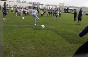 Durante o treino realizado esta tarde no CT Joaquim Grava, localizado no Parque Ecológico do Tiete. O próximo jogo da equipe será sábado, dia 10/11, contra o Coritiba, no estádio do Pacaembu, válido pela 35ª rodada do Campeonato Brasileiro de 2012