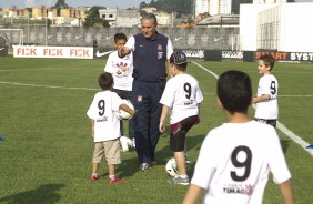 Durante o treino realizado esta tarde no CT Joaquim Grava, localizado no Parque Ecolgico do Tiete. O prximo jogo da equipe ser sbado, dia 10/11, contra o Coritiba, no estdio do Pacaembu, vlido pela 35 rodada do Campeonato Brasileiro de 2012