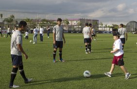 Durante o treino realizado esta tarde no CT Joaquim Grava, localizado no Parque Ecolgico do Tiete. O prximo jogo da equipe ser sbado, dia 10/11, contra o Coritiba, no estdio do Pacaembu, vlido pela 35 rodada do Campeonato Brasileiro de 2012