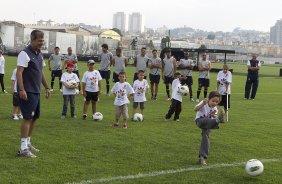 Durante o treino realizado esta tarde no CT Joaquim Grava, localizado no Parque Ecolgico do Tiete. O prximo jogo da equipe ser sbado, dia 10/11, contra o Coritiba, no estdio do Pacaembu, vlido pela 35 rodada do Campeonato Brasileiro de 2012