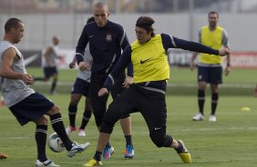 Durante o treino realizado esta tarde no CT Joaquim Grava, localizado no Parque Ecolgico do Tiete. O prximo jogo da equipe ser sbado, dia 10/11, contra o Coritiba, no estdio do Pacaembu, vlido pela 35 rodada do Campeonato Brasileiro de 2012