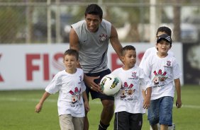 Durante o treino realizado esta tarde no CT Joaquim Grava, localizado no Parque Ecolgico do Tiete. O prximo jogo da equipe ser sbado, dia 10/11, contra o Coritiba, no estdio do Pacaembu, vlido pela 35 rodada do Campeonato Brasileiro de 2012