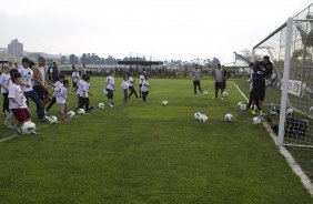 Durante o treino realizado esta tarde no CT Joaquim Grava, localizado no Parque Ecolgico do Tiete. O prximo jogo da equipe ser sbado, dia 10/11, contra o Coritiba, no estdio do Pacaembu, vlido pela 35 rodada do Campeonato Brasileiro de 2012