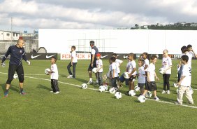 Durante o treino realizado esta tarde no CT Joaquim Grava, localizado no Parque Ecolgico do Tiete. O prximo jogo da equipe ser sbado, dia 10/11, contra o Coritiba, no estdio do Pacaembu, vlido pela 35 rodada do Campeonato Brasileiro de 2012