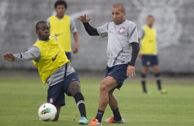 Durante o treino realizado esta tarde no CT Joaquim Grava, localizado no Parque Ecolgico do Tiete. O prximo jogo da equipe ser amanh, sbado, dia 10/11, contra o Coritiba, no estdio do Pacaembu, vlido pela 35 rodada do Campeonato Brasileiro de 2012