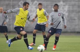 Durante o treino realizado esta tarde no CT Joaquim Grava, localizado no Parque Ecolgico do Tiete. O prximo jogo da equipe ser amanh, sbado, dia 10/11, contra o Coritiba, no estdio do Pacaembu, vlido pela 35 rodada do Campeonato Brasileiro de 2012