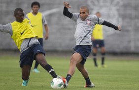 Durante o treino realizado esta tarde no CT Joaquim Grava, localizado no Parque Ecolgico do Tiete. O prximo jogo da equipe ser amanh, sbado, dia 10/11, contra o Coritiba, no estdio do Pacaembu, vlido pela 35 rodada do Campeonato Brasileiro de 2012