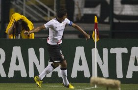 Durante a partida entre Corinthians x Coritiba, realizada esta noite no estdio do Pacaembu, jogo vlido pela 35 rodada do Campeonato Brasileiro de 2012