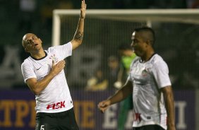 Durante a partida entre Corinthians x Coritiba, realizada esta noite no estdio do Pacaembu, jogo vlido pela 35 rodada do Campeonato Brasileiro de 2012