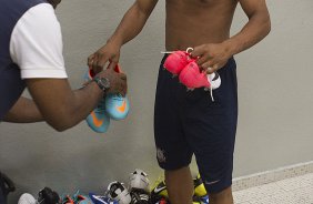Nos vestiários antes da partida entre Corinthians x Coritiba, realizada esta noite no estádio do Pacaembu, jogo válido pela 35ª rodada do Campeonato Brasileiro de 2012