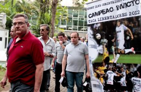 O presidente do Corinthians Mario Gobbi, durante Inauguracao do espaco com a rplica da taa da Libertadores. evento realizado no Parque So Jorge Corinthians