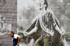 O tcnico Tite do Corinthians durante treino realizado no CT Joaquim Grava