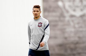 Paolo Guerrero do Corinthians durante treino realizado no CT Joaquim Grava