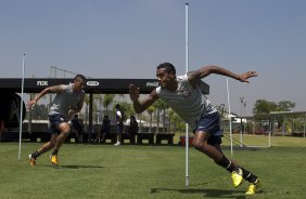 Durante o treino realizado esta manh no CT Joaquim Grava, localizado no Parque Ecolgico do Tiete. O prximo jogo da equipe ser domingo, dia 02/12, contra o So Paulo, no Pacaembu, vlido pela 38 rodada do Campeonato Brasileiro de 2012