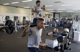 Durante o treino realizado esta manh no CT Joaquim Grava, localizado no Parque Ecolgico do Tiete. O prximo jogo da equipe ser domingo, dia 02/12, contra o So Paulo, no Pacaembu, vlido pela 38 rodada do Campeonato Brasileiro de 2012