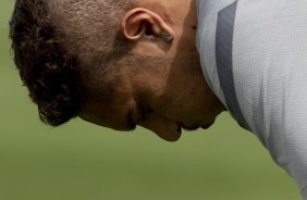 Durante o treino realizado esta manh no CT Joaquim Grava, localizado no Parque Ecolgico do Tiete. O prximo jogo da equipe ser amanh, domingo, dia 02/12, contra o So Paulo, no Pacaembu, vlido pela 38 rodada do Campeonato Brasileiro de 2012