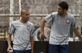 Durante o treino realizado esta manh no CT Joaquim Grava, localizado no Parque Ecolgico do Tiete. O prximo jogo da equipe ser amanh, domingo, dia 02/12, contra o So Paulo, no Pacaembu, vlido pela 38 rodada do Campeonato Brasileiro de 2012