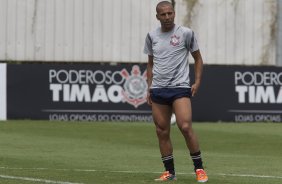Durante o treino realizado esta manh no CT Joaquim Grava, localizado no Parque Ecolgico do Tiete. O prximo jogo da equipe ser amanh, domingo, dia 02/12, contra o So Paulo, no Pacaembu, vlido pela 38 rodada do Campeonato Brasileiro de 2012