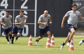 Durante o treino realizado esta manh no CT Joaquim Grava, localizado no Parque Ecolgico do Tiete. O prximo jogo da equipe ser amanh, domingo, dia 02/12, contra o So Paulo, no Pacaembu, vlido pela 38 rodada do Campeonato Brasileiro de 2012