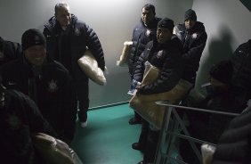 Mais a comissão tecnica fora ao estádio de Toyota, para assistir ao jogo entre o Al Ahly, do Egito, e o Sanfrecce Hiroshima, após o treino desta tarde no Wave Stadium Kariya, como preparação para a disputa do Campeonato Mundial Interclubes organizado pela FIFA, a ser jogado nas cidades de Toyota e Yokohama