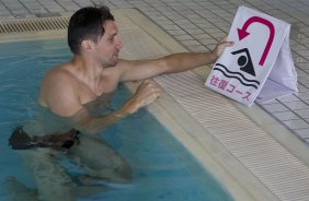 Durante o treino de recuperao do Corinthians, na piscina do Hilton Hotel, esta manh aps o jogo contra o Al Ahly, do Egito/Africa, primeiro jogo da disputa do Campeonato Mundial Interclubes organizado pela FIFA, a ser jogado nas cidades de Toyota e Yokohama