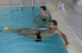 Durante o treino de recuperao do Corinthians, na piscina do Hilton Hotel, esta manh aps o jogo contra o Al Ahly, do Egito/Africa, primeiro jogo da disputa do Campeonato Mundial Interclubes organizado pela FIFA, a ser jogado nas cidades de Toyota e Yokohama