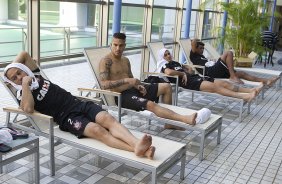 Durante o treino de recuperao do Corinthians, na piscina do Hilton Hotel, esta manh aps o jogo contra o Al Ahly, do Egito/Africa, primeiro jogo da disputa do Campeonato Mundial Interclubes organizado pela FIFA, a ser jogado nas cidades de Toyota e Yokohama