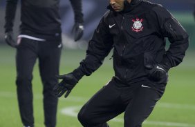 Durante o treino do Corinthians esta noite no Yokohama Stadium, na cidade de Yokohama/Japao; o time se prepara para o jogo contra o Chelsea/Inglaterra, amanhã, dia 16/12, domingo, na disputa do titulo de Campeão Mundial Interclubes 2012 organizado pela FIFA - Yokohama/Japan