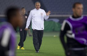 Durante o treino do Corinthians esta noite no Yokohama Stadium, na cidade de Yokohama/Japao; o time se prepara para o jogo contra o Chelsea/Inglaterra, amanhã, dia 16/12, domingo, na disputa do titulo de Campeão Mundial Interclubes 2012 organizado pela FIFA - Yokohama/Japan