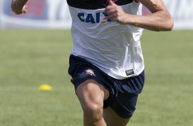 Durante o treino realizado esta manh no CT Joaquim Grava, localizado no Parque Ecolgico do Tiete. O prximo jogo da equipe ser domingo, dia 20/01, contra o Paulista de Jundia, no estdio Jaime Cintra , em Jundia, vlido pela 1 rodada do Campeonato Paulista de 2013