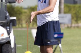 Durante o treino realizado esta manh no CT Joaquim Grava, localizado no Parque Ecolgico do Tiete. O prximo jogo da equipe ser domingo, dia 20/01, contra o Paulista de Jundia, no estdio Jaime Cintra , em Jundia, vlido pela 1 rodada do Campeonato Paulista de 2013