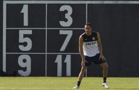 Durante o treino realizado esta manh no CT Joaquim Grava, localizado no Parque Ecolgico do Tiete. O prximo jogo da equipe ser domingo, dia 20/01, contra o Paulista de Jundia, no estdio Jaime Cintra , em Jundia, vlido pela 1 rodada do Campeonato Paulista de 2013