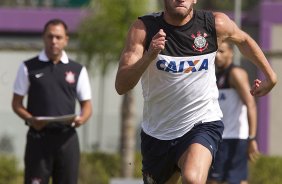 Durante o treino realizado esta manh no CT Joaquim Grava, localizado no Parque Ecolgico do Tiete. O prximo jogo da equipe ser domingo, dia 20/01, contra o Paulista de Jundia, no estdio Jaime Cintra , em Jundia, vlido pela 1 rodada do Campeonato Paulista de 2013