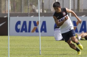 Durante o treino realizado esta manh no CT Joaquim Grava, localizado no Parque Ecolgico do Tiete. O prximo jogo da equipe ser domingo, dia 20/01, contra o Paulista de Jundia, no estdio Jaime Cintra , em Jundia, vlido pela 1 rodada do Campeonato Paulista de 2013