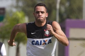 Durante o treino realizado esta manh no CT Joaquim Grava, localizado no Parque Ecolgico do Tiete. O prximo jogo da equipe ser domingo, dia 20/01, contra o Paulista de Jundia, no estdio Jaime Cintra , em Jundia, vlido pela 1 rodada do Campeonato Paulista de 2013