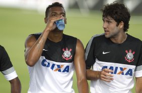 Durante o treino realizado esta manh no CT Joaquim Grava, localizado no Parque Ecolgico do Tiete. O prximo jogo da equipe ser domingo, dia 20/01, contra o Paulista de Jundia, no estdio Jaime Cintra , em Jundia, vlido pela 1 rodada do Campeonato Paulista de 2013