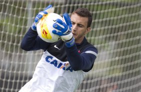 Durante o treino realizado esta manh no CT Joaquim Grava, localizado no Parque Ecolgico do Tiete. O prximo jogo da equipe ser domingo, dia 20/01, contra o Paulista de Jundia, no estdio Jaime Cintra , em Jundia, vlido pela 1 rodada do Campeonato Paulista de 2013