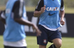 Durante o treino realizado esta manh no CT Joaquim Grava, localizado no Parque Ecolgico do Tiete. O prximo jogo da equipe ser domingo, dia 20/01, contra o Paulista de Jundia, no estdio Jaime Cintra , em Jundia, vlido pela 1 rodada do Campeonato Paulista de 2013