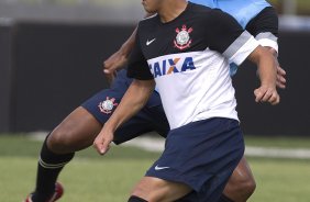 Durante o treino realizado esta manh no CT Joaquim Grava, localizado no Parque Ecolgico do Tiete. O prximo jogo da equipe ser domingo, dia 20/01, contra o Paulista de Jundia, no estdio Jaime Cintra , em Jundia, vlido pela 1 rodada do Campeonato Paulista de 2013