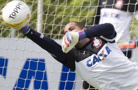 Durante o treino realizado esta manh no CT Joaquim Grava, localizado no Parque Ecolgico do Tiete. O prximo jogo da equipe ser domingo, dia 20/01, contra o Paulista de Jundia, no estdio Jaime Cintra , em Jundia, vlido pela 1 rodada do Campeonato Paulista de 2013