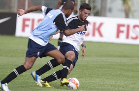 Durante o treino realizado esta manh no CT Joaquim Grava, localizado no Parque Ecolgico do Tiete. O prximo jogo da equipe ser domingo, dia 20/01, contra o Paulista de Jundia, no estdio Jaime Cintra , em Jundia, vlido pela 1 rodada do Campeonato Paulista de 2013