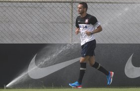 Durante o treino realizado esta manh no CT Joaquim Grava, localizado no Parque Ecolgico do Tiete. O prximo jogo da equipe ser domingo, dia 20/01, contra o Paulista de Jundia, no estdio Jaime Cintra , em Jundia, vlido pela 1 rodada do Campeonato Paulista de 2013